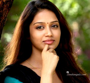 Nivetha Pethuraj hot sexy thangam 4 (1)